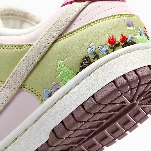 🩷🍄 Nike Dunk Low Mushroom 🍄🩷 - Picture 7 of 7